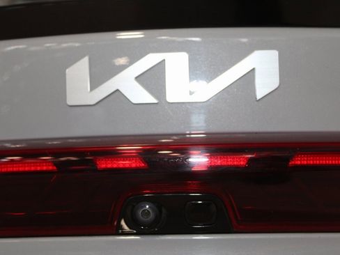 Used 2023 Kia K5 GT-Line image 40