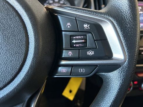 Used 2023 Subaru Crosstrek 2.0i image 14