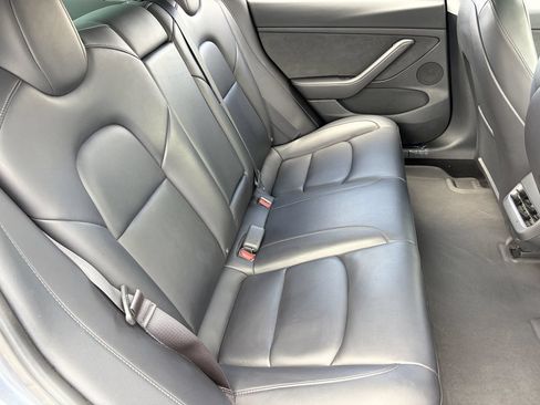 Used 2023 Tesla Model 3 Standard Range RWD image 13