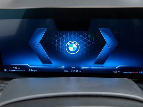 Certified 2025 BMW X5 xDrive40i w/ Executive Package image 20