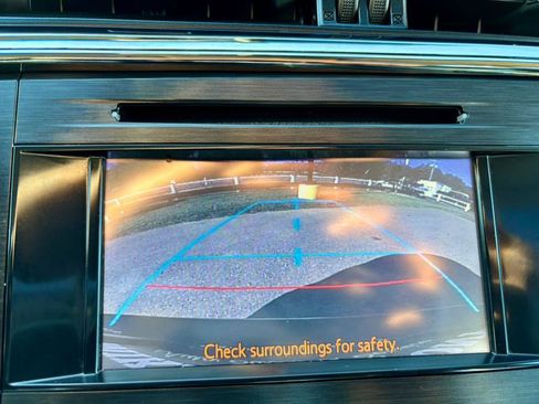 Used 2014 Toyota Avalon XLE Premium image 21