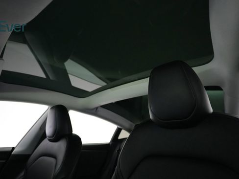 Used 2024 Tesla Model 3 Standard Range RWD image 25