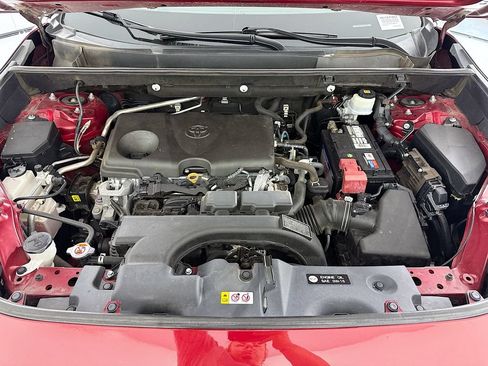 Used 2019 Toyota RAV4 Limited w/ Cold Weather Package FWD image 29
