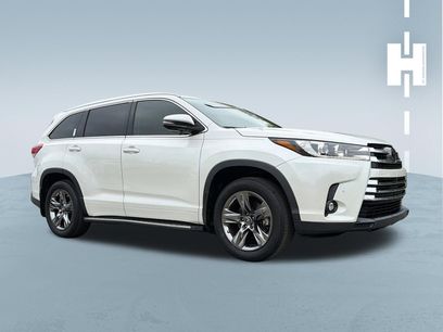 Used 2019 Toyota Highlander Limited Platinum