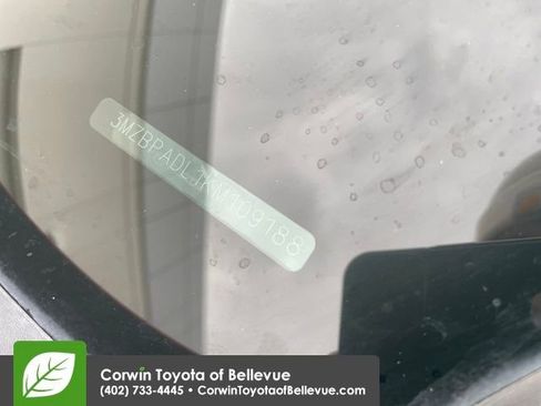 Used 2019 MAZDA MAZDA3 Sedan w/ Preferred Package image 31