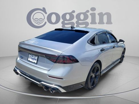 Used 2023 Honda Accord EX image 3