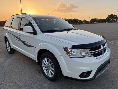 Used 2015 Dodge Journey SXT FWD image 19