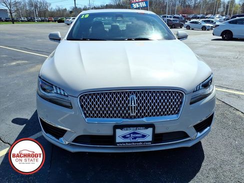 Used 2019 Lincoln MKZ Reserve FWD image 2