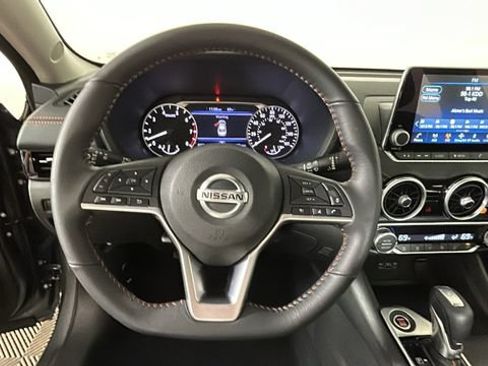 Used 2023 Nissan Sentra SR FWD image 15