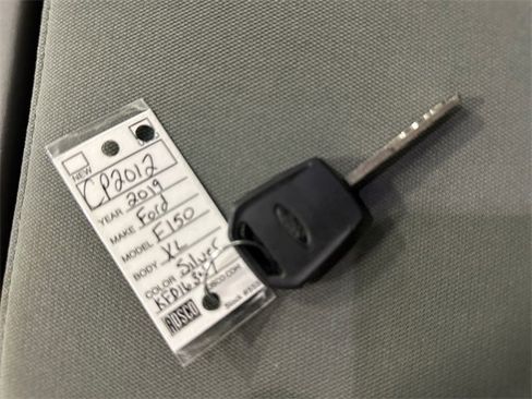 Used 2019 Ford F150 XL w/ Trailer Tow Package image 29