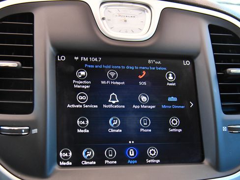 Used 2022 Chrysler 300 Touring w/ Sport Appearance Package image 19