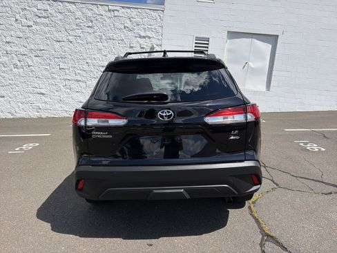 Used 2022 Toyota Corolla Cross LE AWD/4WD image 6