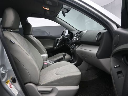 Used 2009 Toyota RAV4 4WD image 26