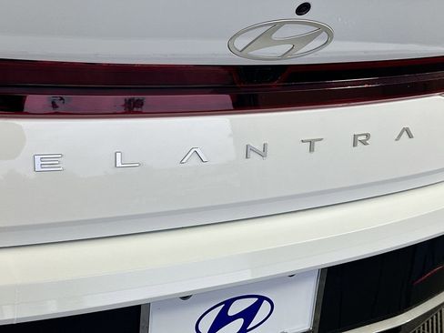 New 2026 Hyundai Elantra Sport FWD image 20