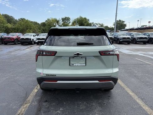 New 2026 Chevrolet Equinox LT w/ Midnight Edition image 5