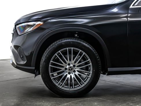 Certified 2025 Mercedes-Benz GLC 300 GLC 300 SUV image 11