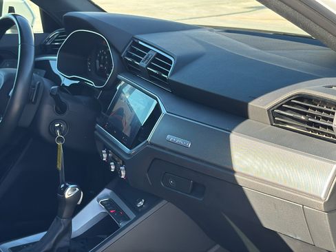 Used 2022 Audi Q3 2.0T Premium Plus image 29