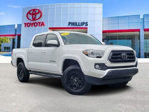 Used 2022 Toyota Tacoma SR5 RWD image 1