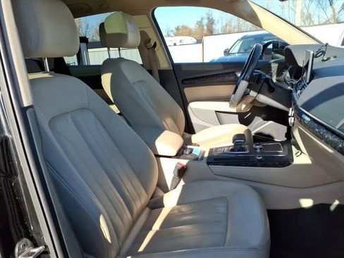 Used 2019 Audi Q5 2.0T Premium Plus w/ Premium Plus Package image 13