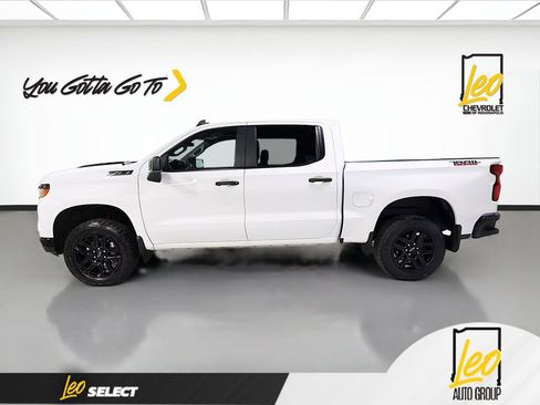 Used 2023 Chevrolet Silverado 1500 Custom Trail Boss w/ LPO, Dark Essentials Package image 8