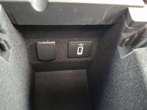 Used 2017 Lincoln MKZ Reserve w/ Climate Package AWD/4WD image 36