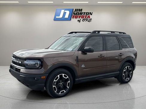 Used 2022 Ford Bronco Sport Outer Banks w/ Tech Package AWD/4WD image 1