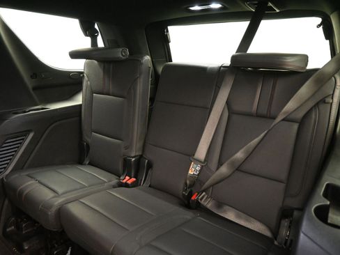 Used 2025 Chevrolet Tahoe RST w/ Comfort Package AWD/4WD image 18