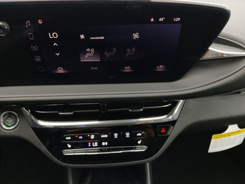 New 2026 Buick Envista Sport Touring FWD image 18