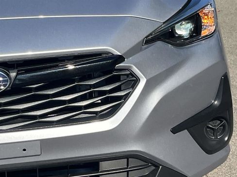 Certified 2025 Subaru Impreza 2.0i image 9