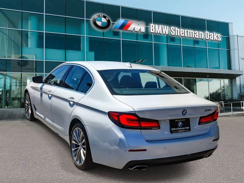 Certified 2023 BMW 530i w/ Convenience Package RWD image 6