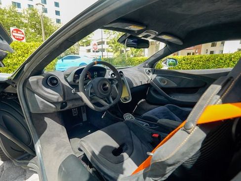 Used 2019 McLaren 600LT RWD image 58