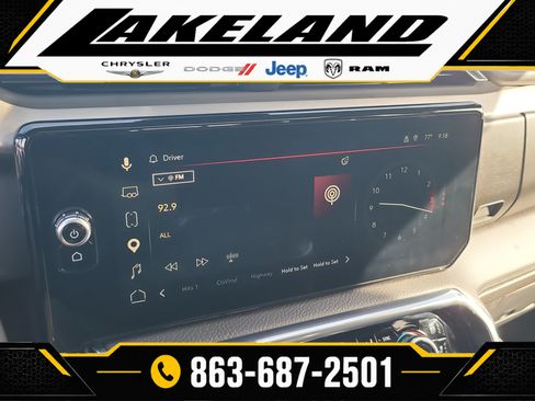 Used 2025 GMC Sierra 1500 Denali AWD/4WD image 23