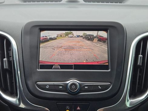 Used 2022 Chevrolet Equinox LT AWD/4WD image 22