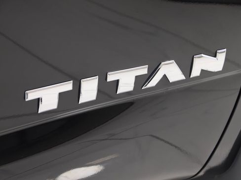 Used 2023 Nissan Titan SV w/ Accessory Utility Package image 43