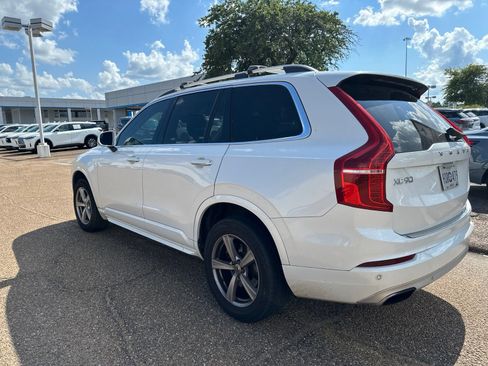 Used 2016 Volvo XC90 T5 Momentum FWD image 8