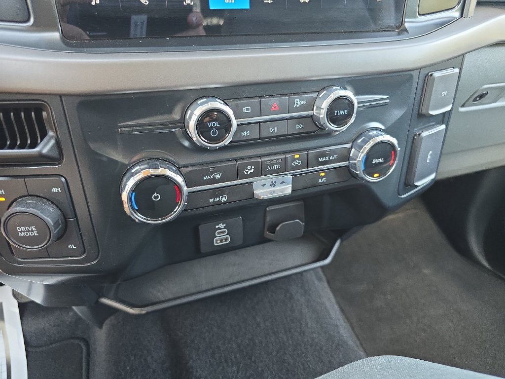 Used 2025 Ford F150 XLT w/ Equipment Group 301A Standard AWD/4WD image 17