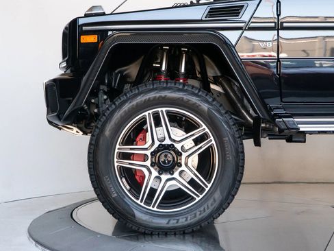 Used 2017 Mercedes-Benz G 550 Squared image 16