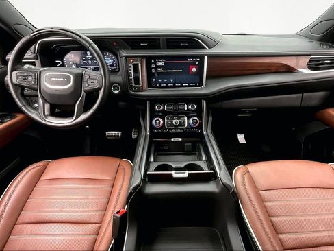 Used 2023 GMC Yukon Denali Ultimate image 16