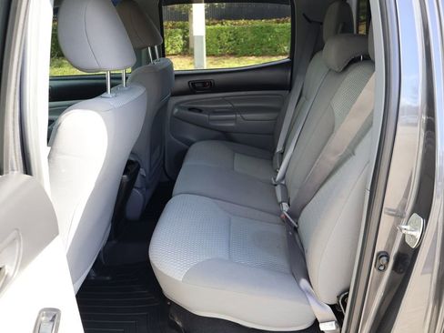 Used 2012 Toyota Tacoma 4x4 Double Cab w/ SR5 Pkg image 19
