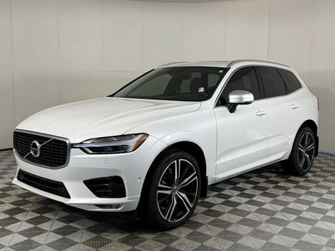 Used 2019 Volvo XC60 T5 R-Design w/ Protection Package FWD image 2
