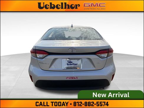 Used 2025 Toyota Corolla LE FWD image 7