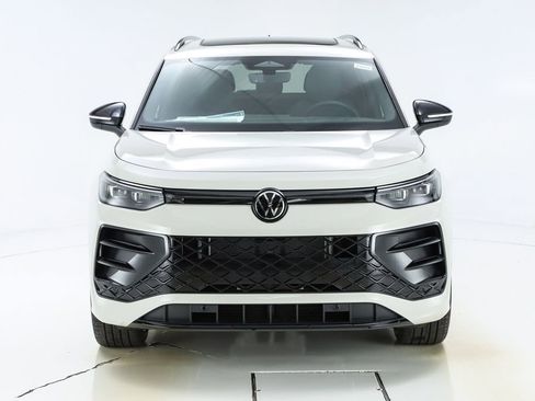 New 2026 Volkswagen Tiguan SE R-Line image 55