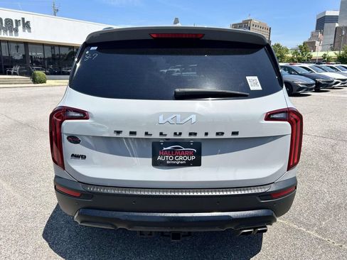 Used 2022 Kia Telluride EX w/ EX Premium Package AWD/4WD image 3