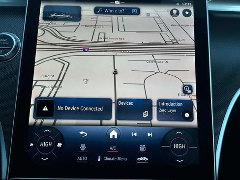 Used 2024 Mercedes-Benz C 300 Sedan image 11