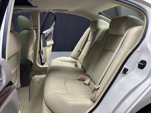 Used 2011 INFINITI G37 x Sedan w/ Premium Pkg image 29