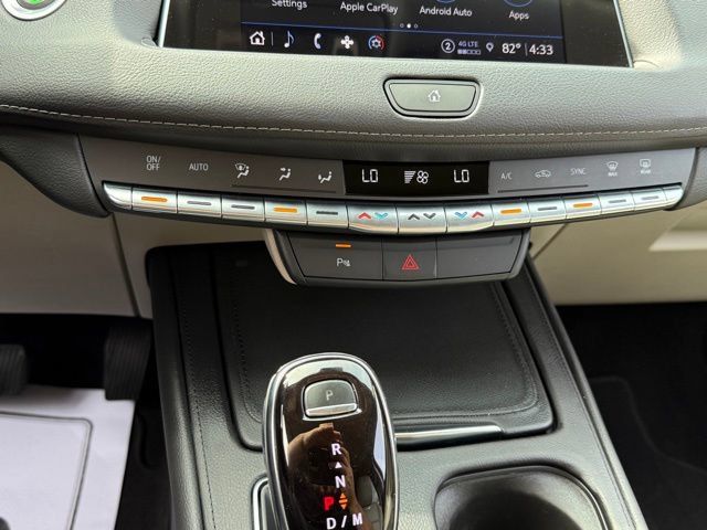 Used 2022 Cadillac XT4 Premium Luxury w/ Safety Alert Package FWD image 21