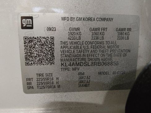 Used 2024 Buick Encore GX Sport Touring w/ Comfort Package FWD image 33