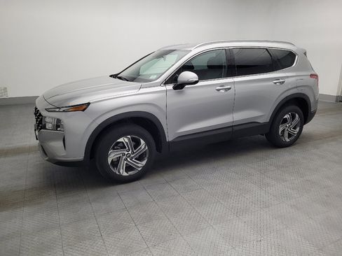 Used 2023 Hyundai Santa Fe SEL image 2
