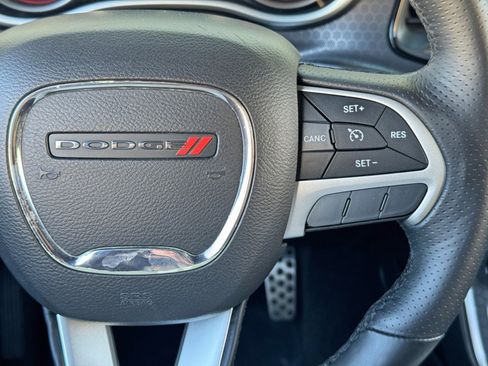 Used 2016 Dodge Challenger R/T Scat Pack w/ Leather Interior Group RWD image 21