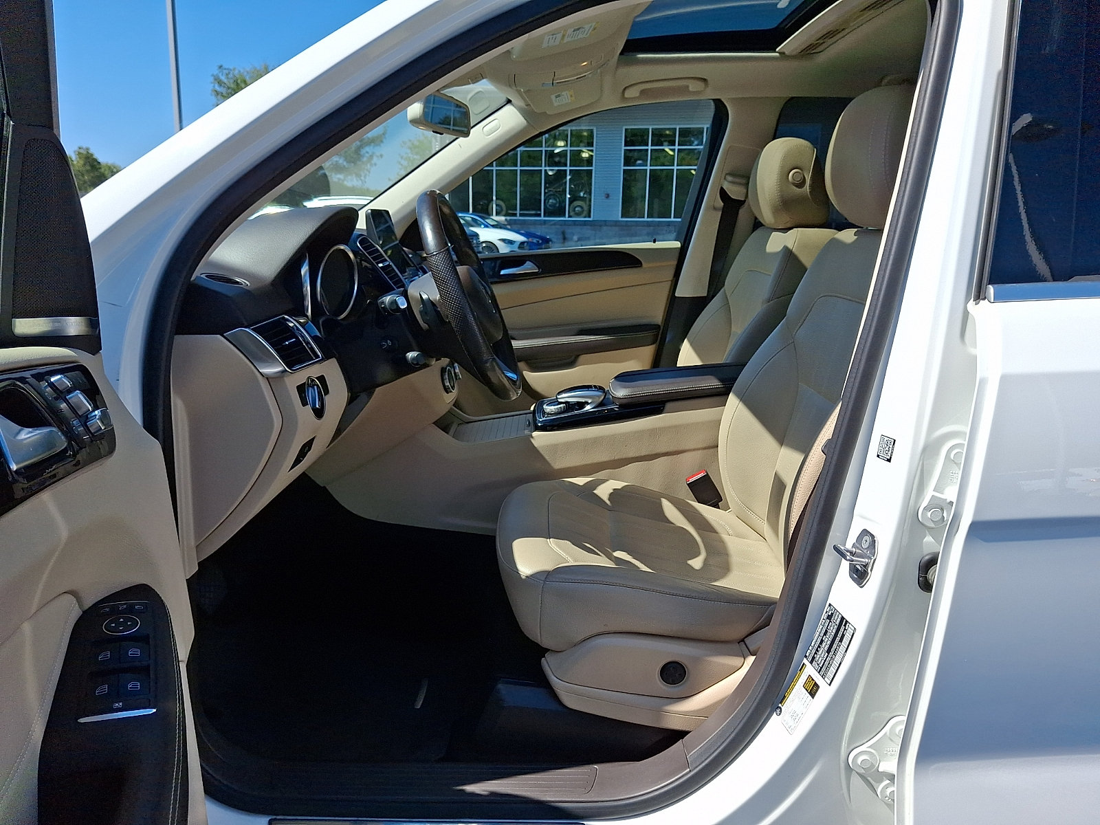 Used 2018 Mercedes-Benz GLE 350 4MATIC image 14